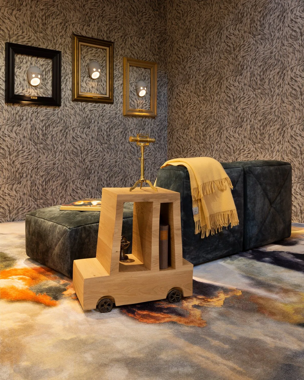 The Party - Moooi w Mesmetric
