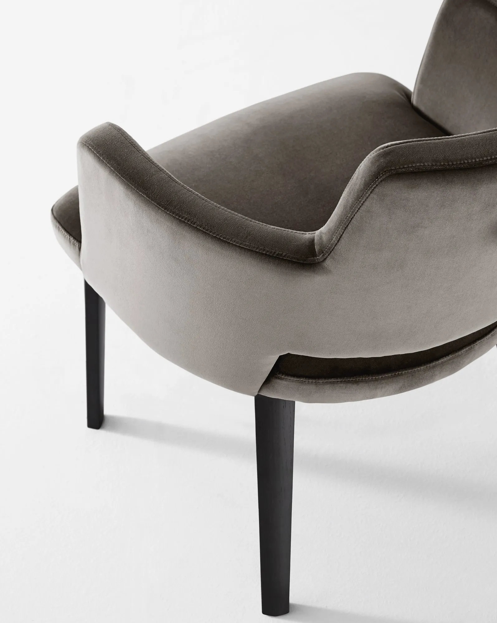Thea Queen - Gallotti & Radice w Mesmetric