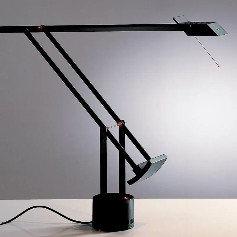 Tizio - Artemide w Mesmetric