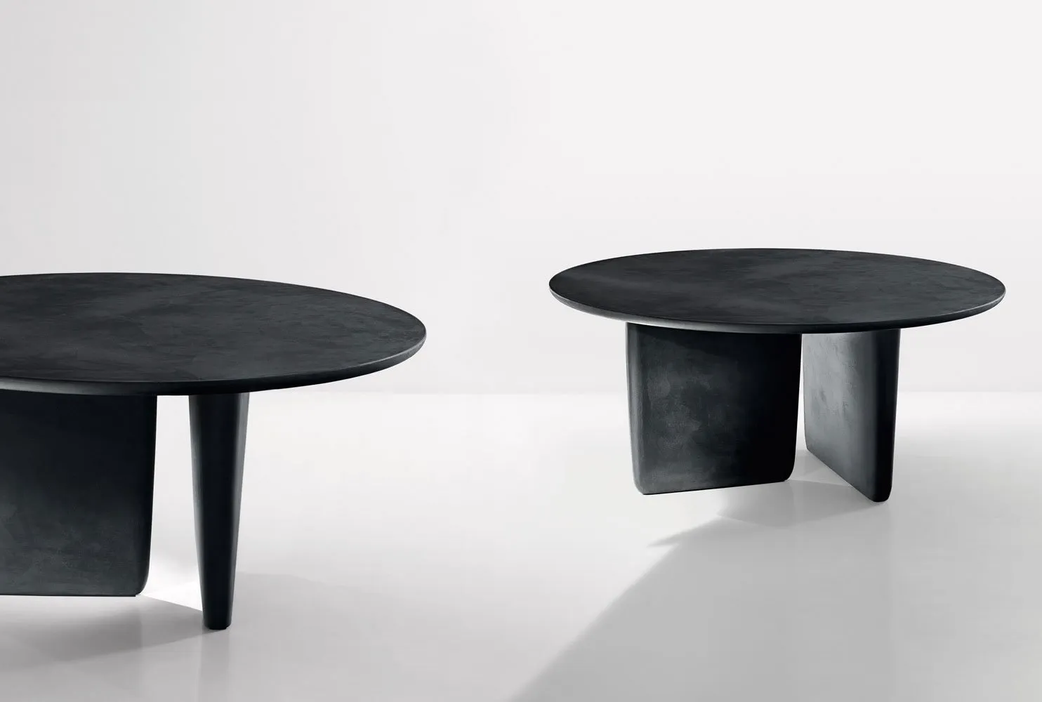 Tobi-Ishi – B&B Italia at Mesmetric