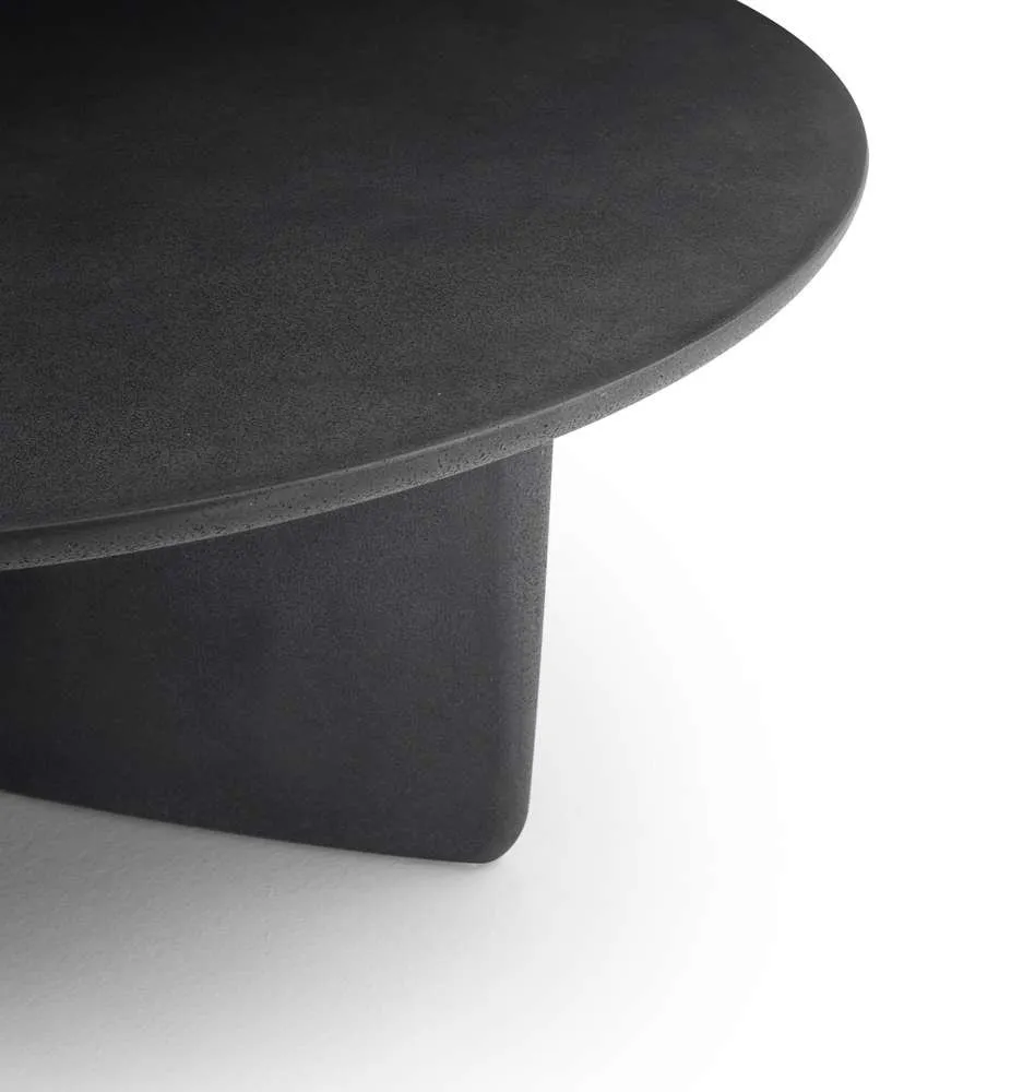 Tobi-Ishi Outdoor - B&B Italia Outdoor w Mesmetric