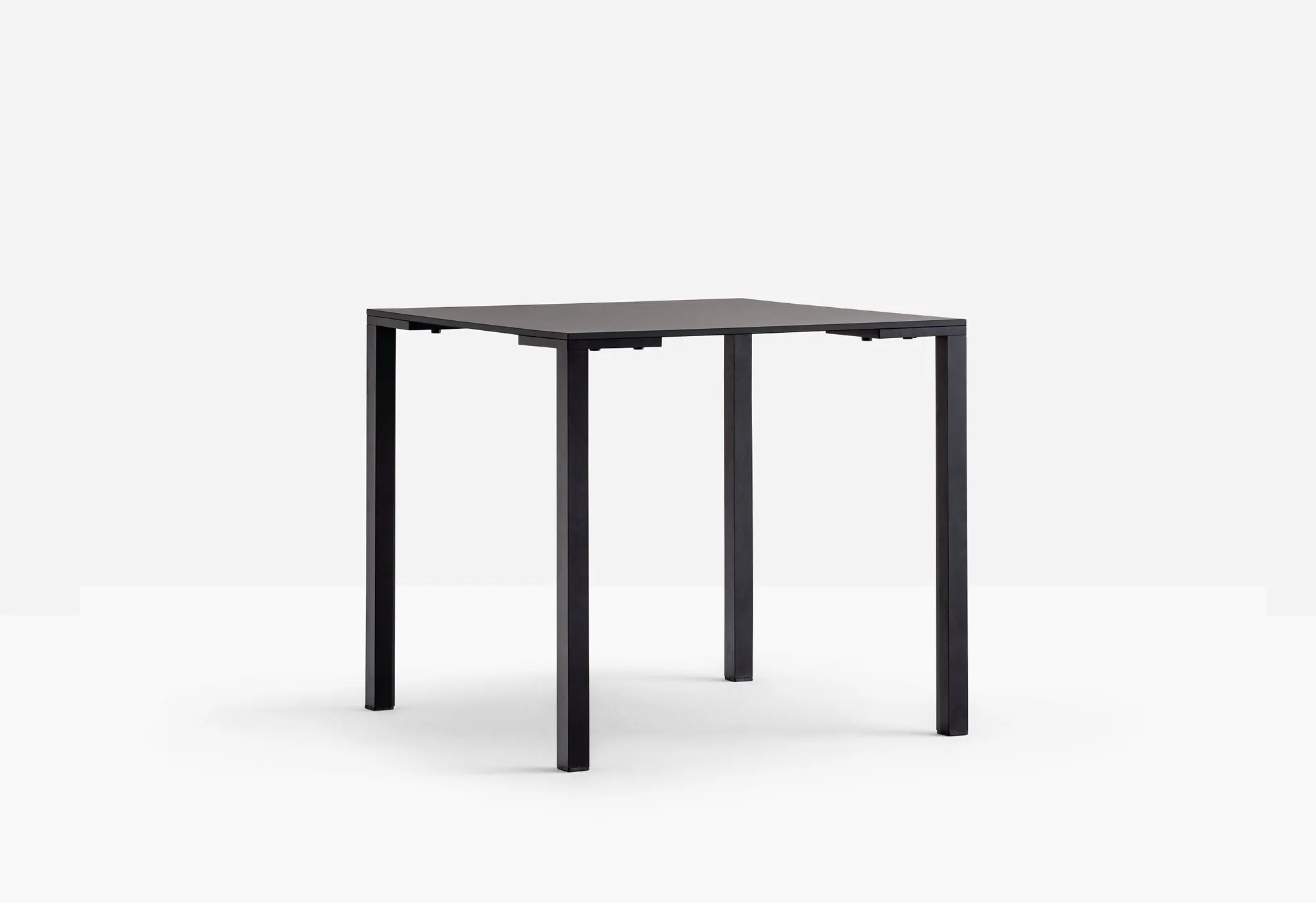 Togo - Pedrali w Mesmetric