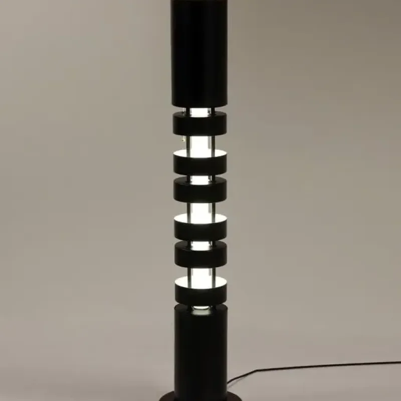 Totem – Serge Mouille at Mesmetric