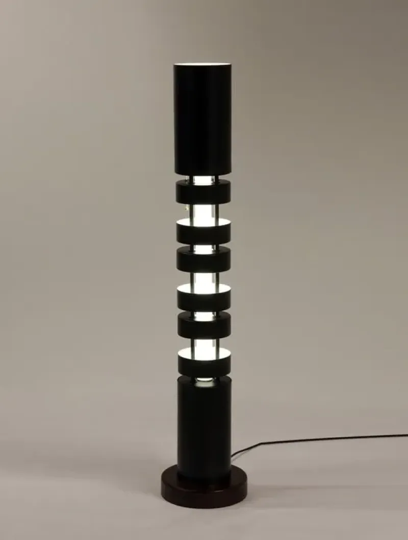 Totem – Serge Mouille at Mesmetric