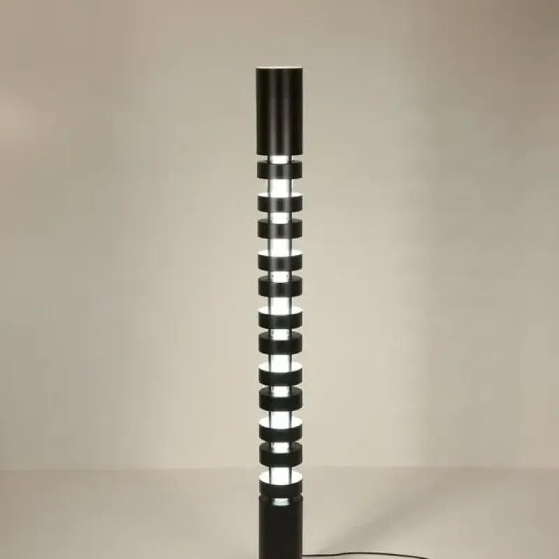 Totem – Serge Mouille at Mesmetric
