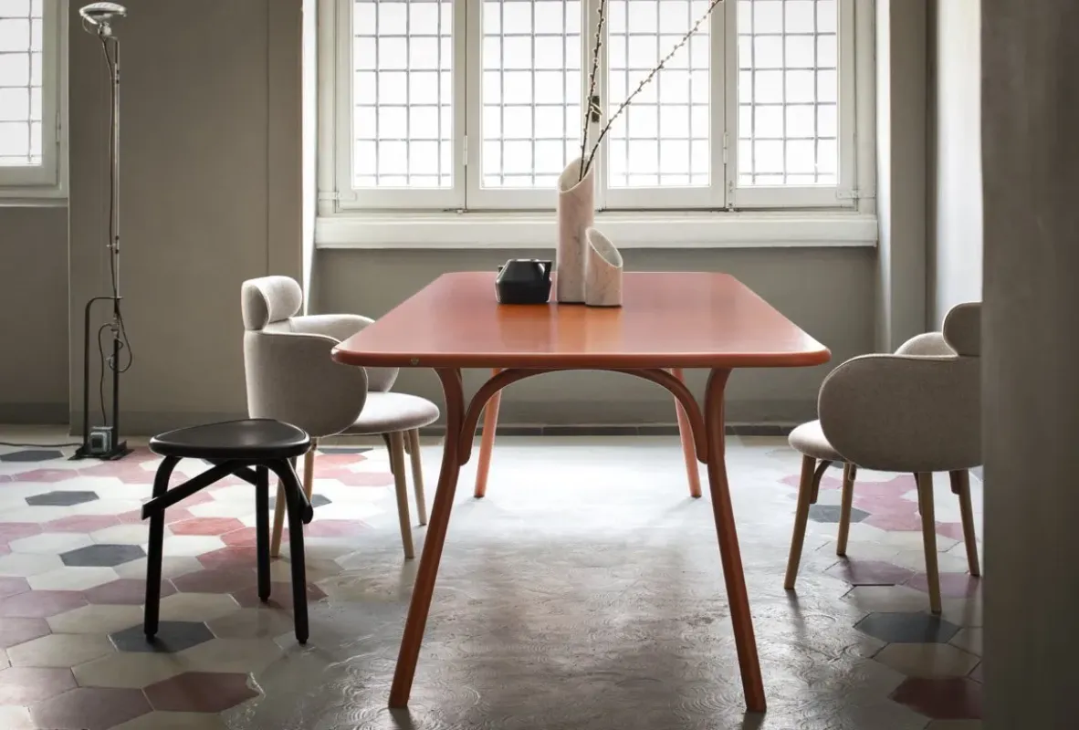 Trio – Gebrüder Thonet Vienna at Mesmetric