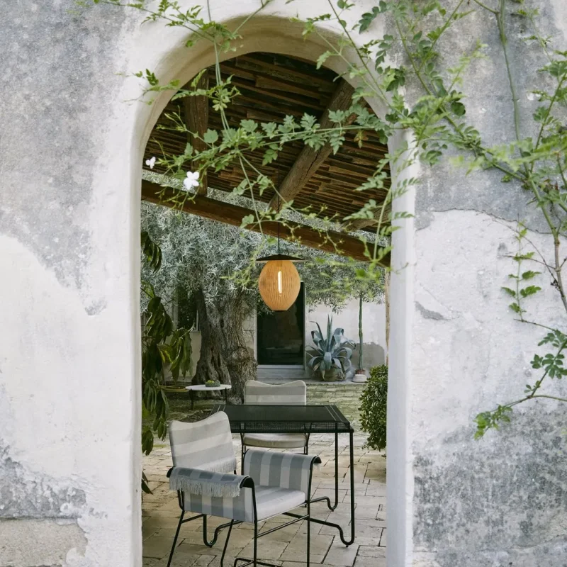 Tropique dining – Gubi.dk at Mesmetric