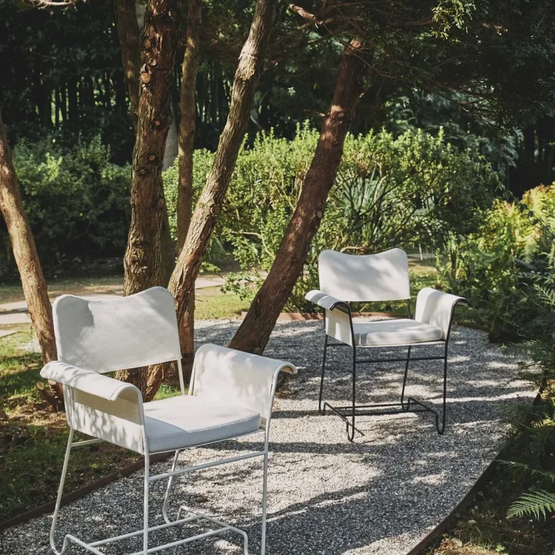 Tropique dining – Gubi.dk at Mesmetric
