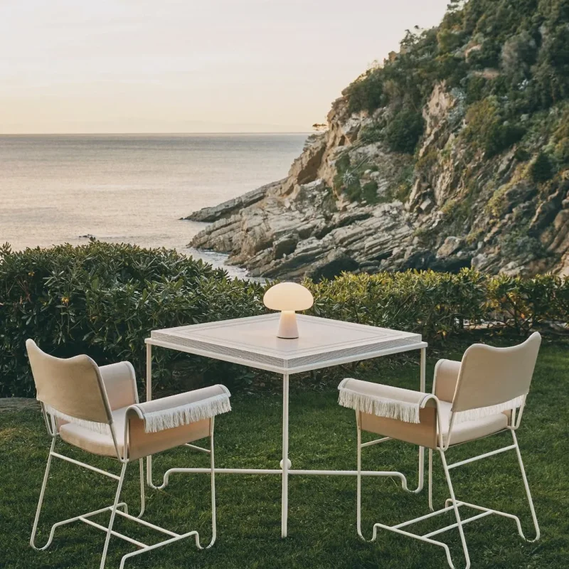 Tropique dining – Gubi.dk at Mesmetric