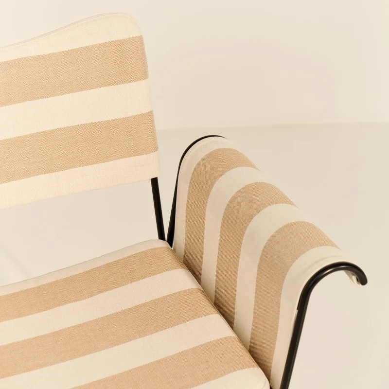 Tropique dining – Gubi.dk at Mesmetric