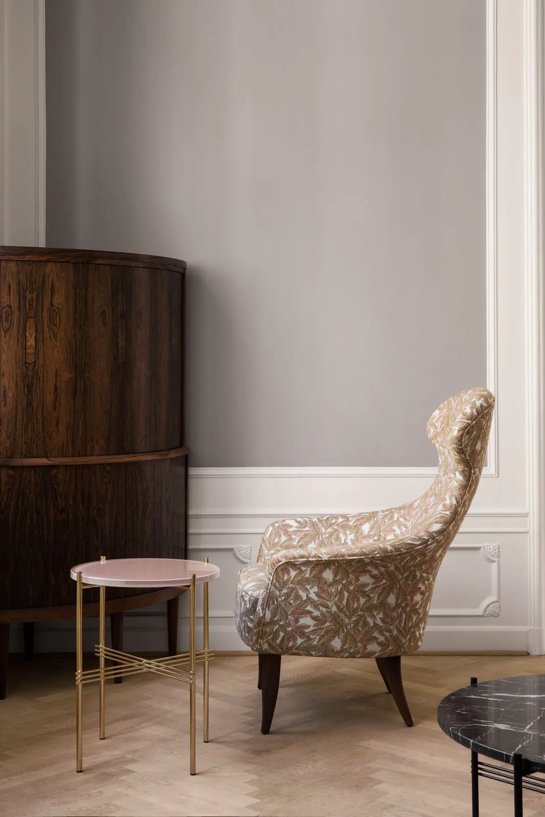 Ts side table - Gubi.dk w Mesmetric