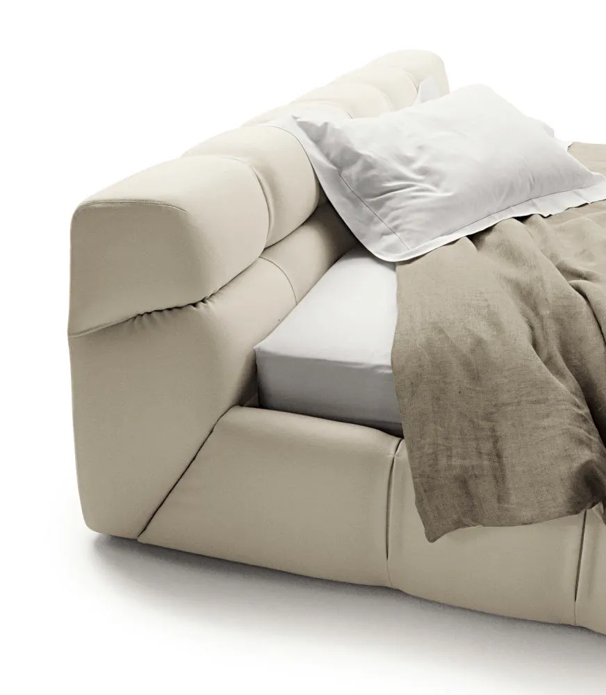 Tufty-Bed – B&B Italia at Mesmetric