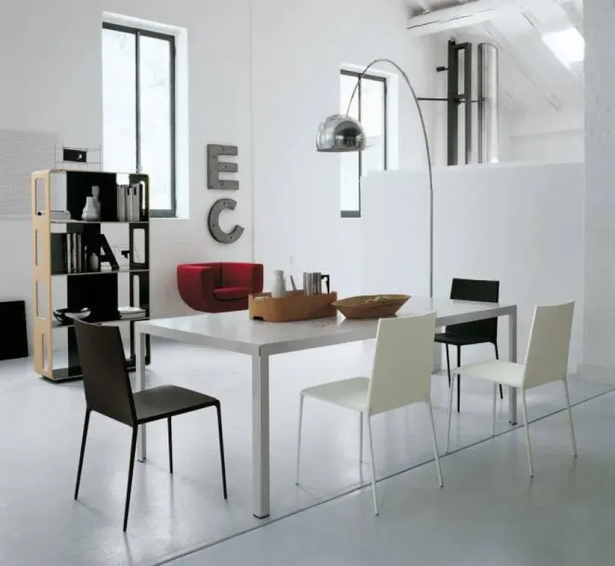Tulip - B&B Italia w Mesmetric