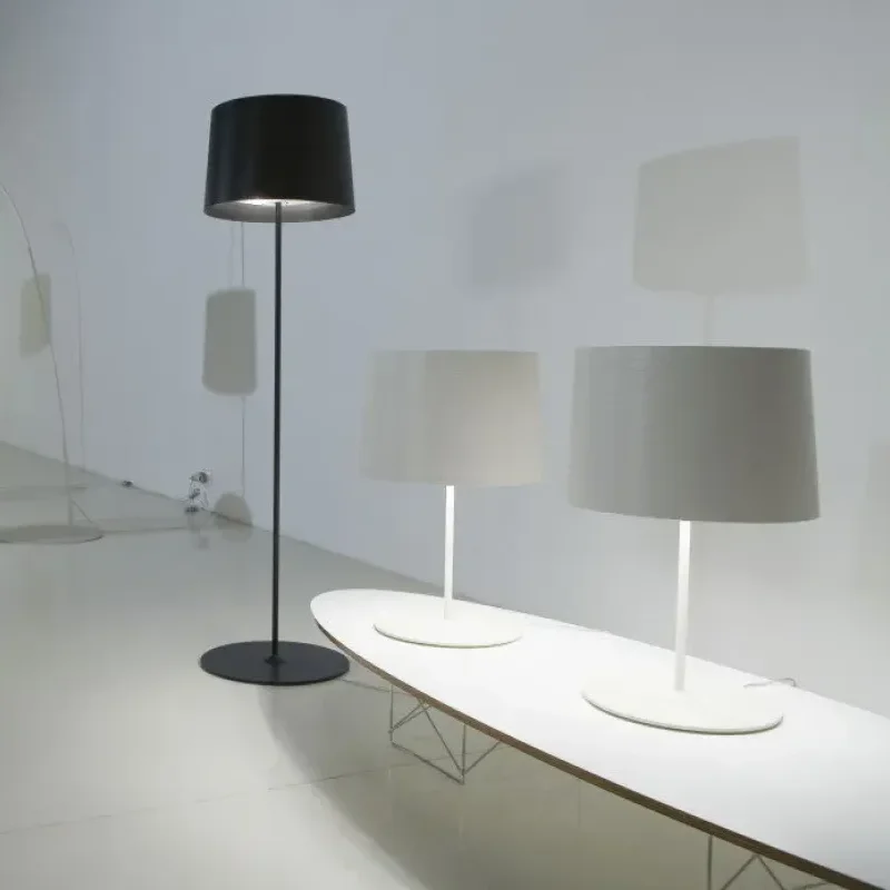 Twiggy Lettura - Foscarini w Mesmetric