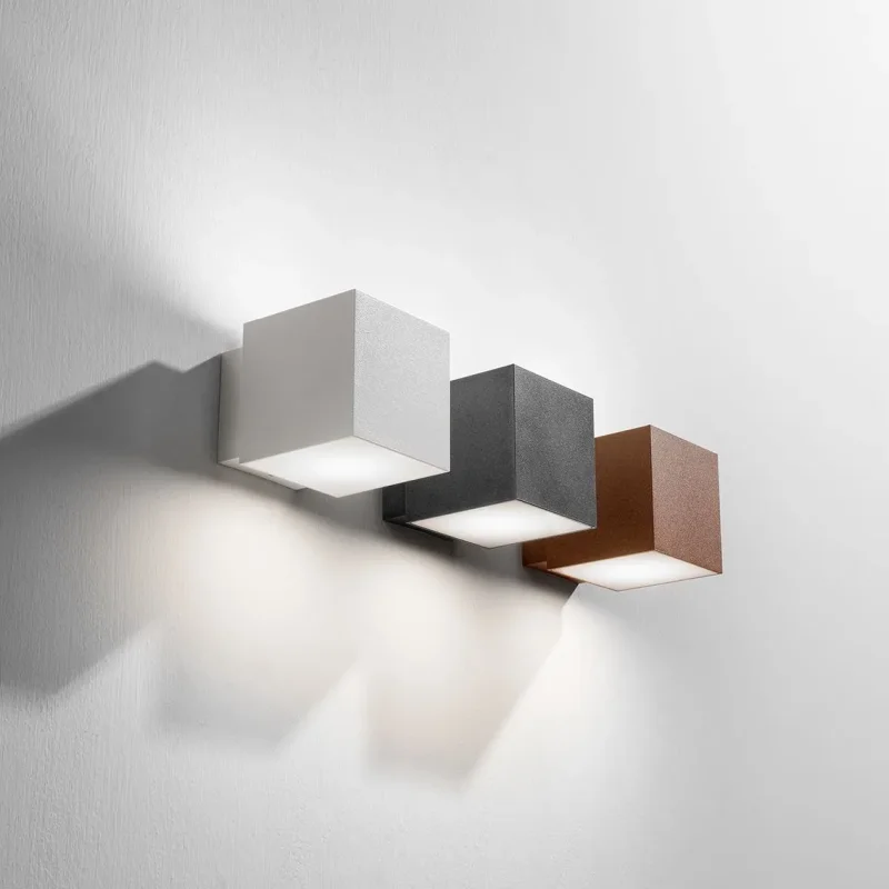 Up&Down Outdoor - OLEV w Mesmetric