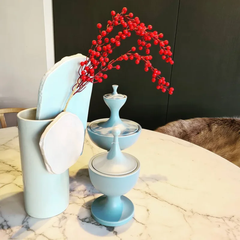 Vases decoupage, feuille