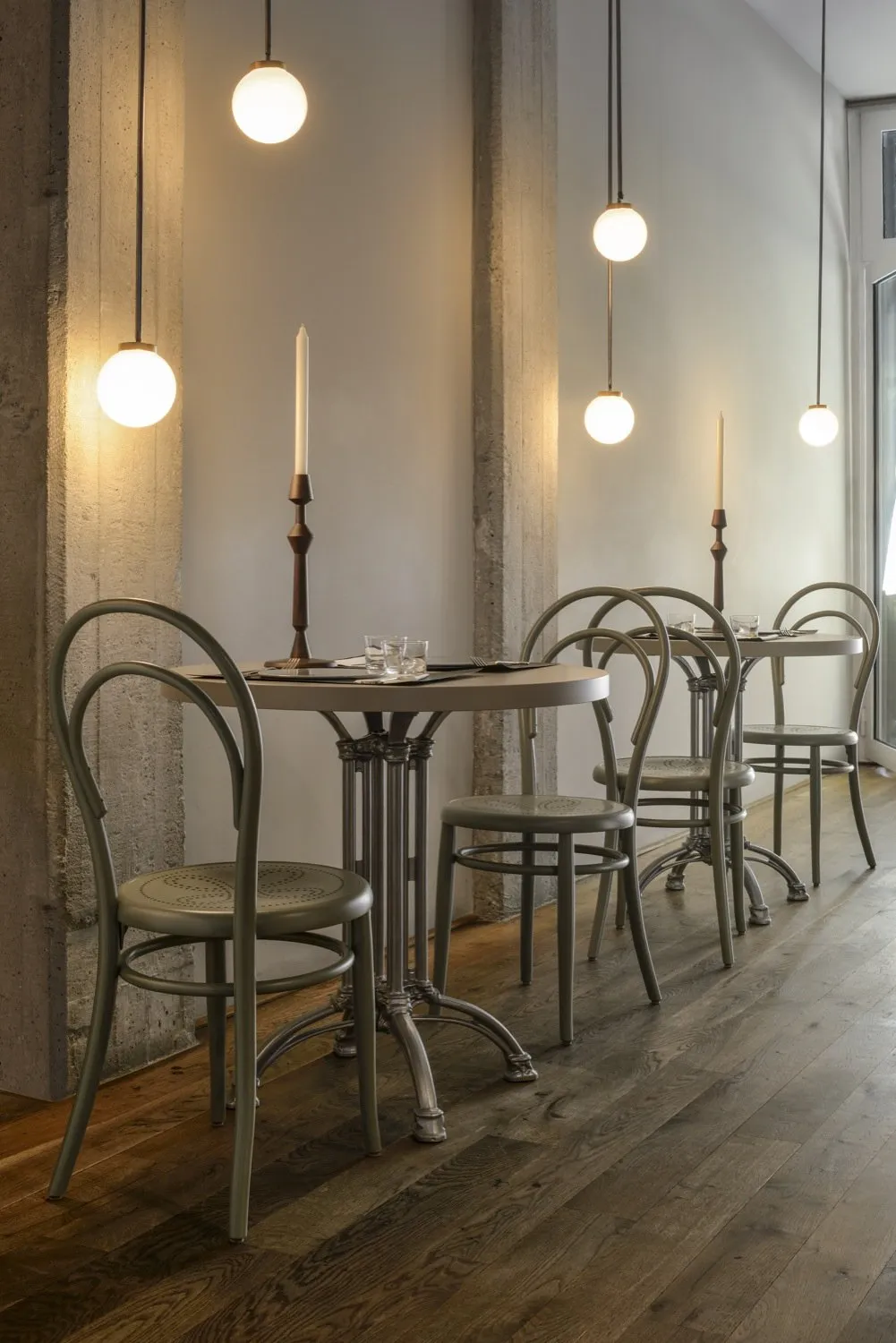 Vermouth - Gebrüder Thonet Vienna w Mesmetric