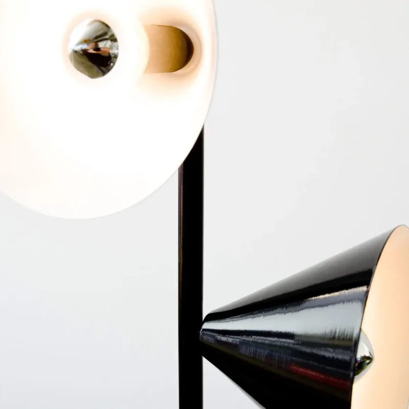 Vertical One - Atelier Areti w Mesmetric