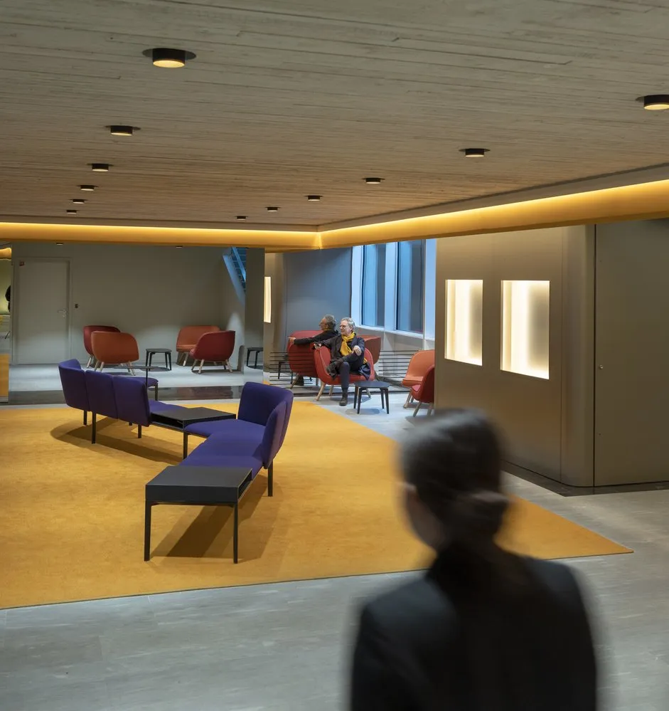 Via57™ - Fritz Hansen w Mesmetric