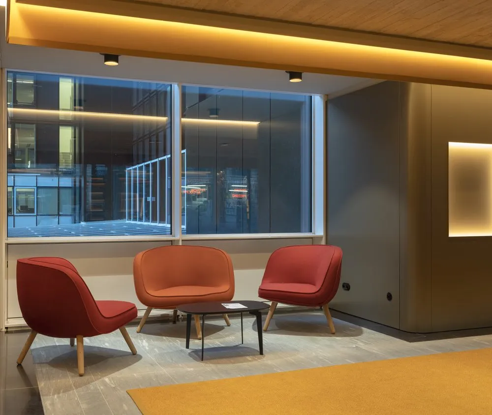 Via57™ - Fritz Hansen w Mesmetric