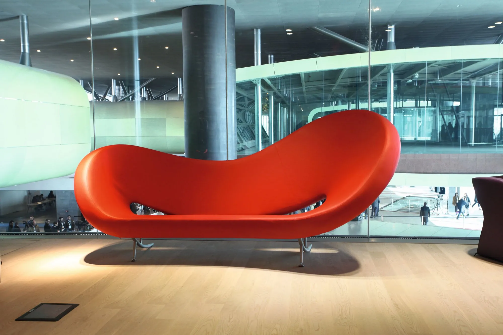 Victoria And Albert - Moroso w Mesmetric