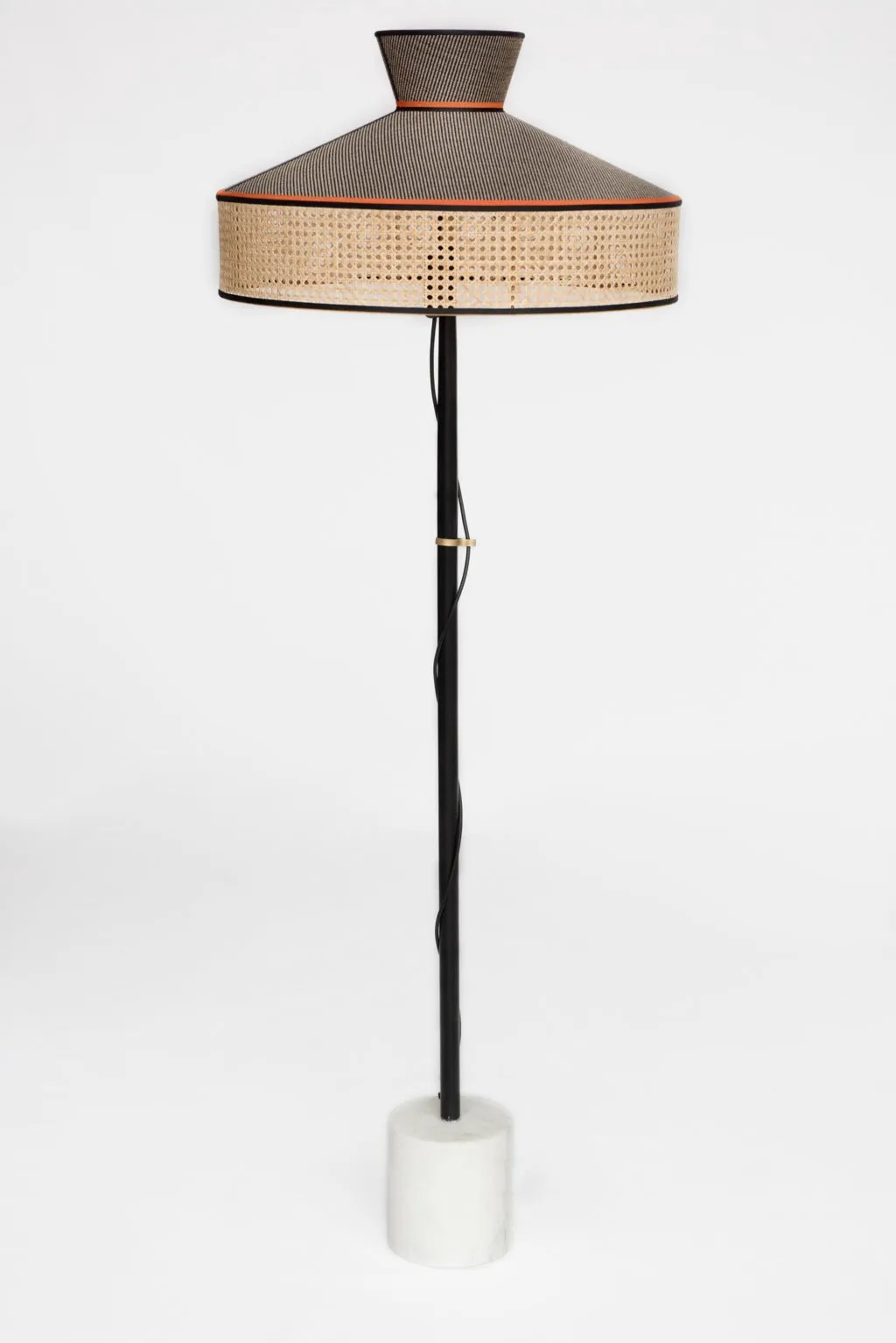 Wagasa – By servomuto - Gebrüder Thonet Vienna w Mesmetric
