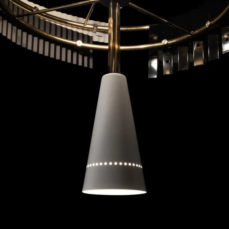 Wallie Chandelier - Tato w Mesmetric