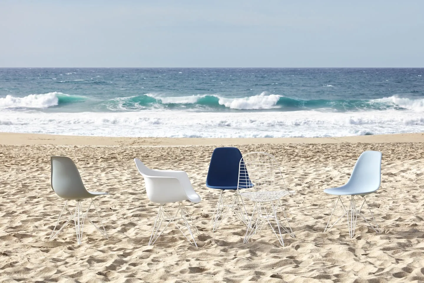 Wire Chair DKR - Vitra w Mesmetric