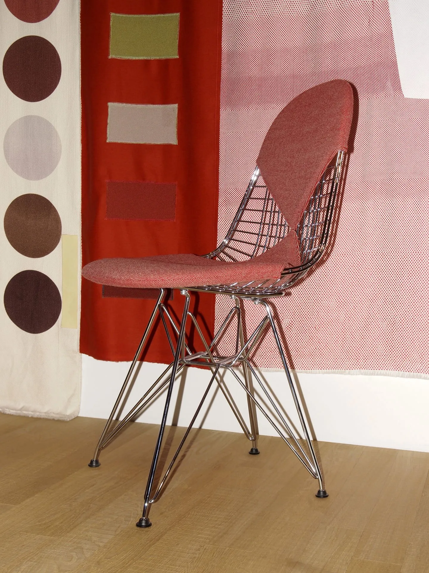 Wire Chair DKR-2 - Vitra w Mesmetric