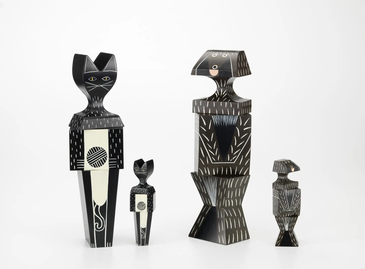 Wooden Doll Dog – Vitra at Mesmetric