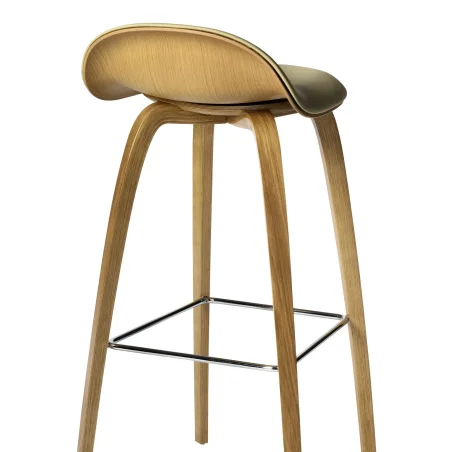 Gubi 3D Bar Stool Wood Base Front Upholstered – Gubi.dk at Mesmetric