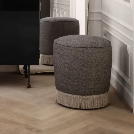 Gubi pouffe
