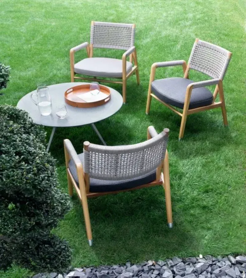 Zefiro Low Round Outdoor - Flexform w Mesmetric