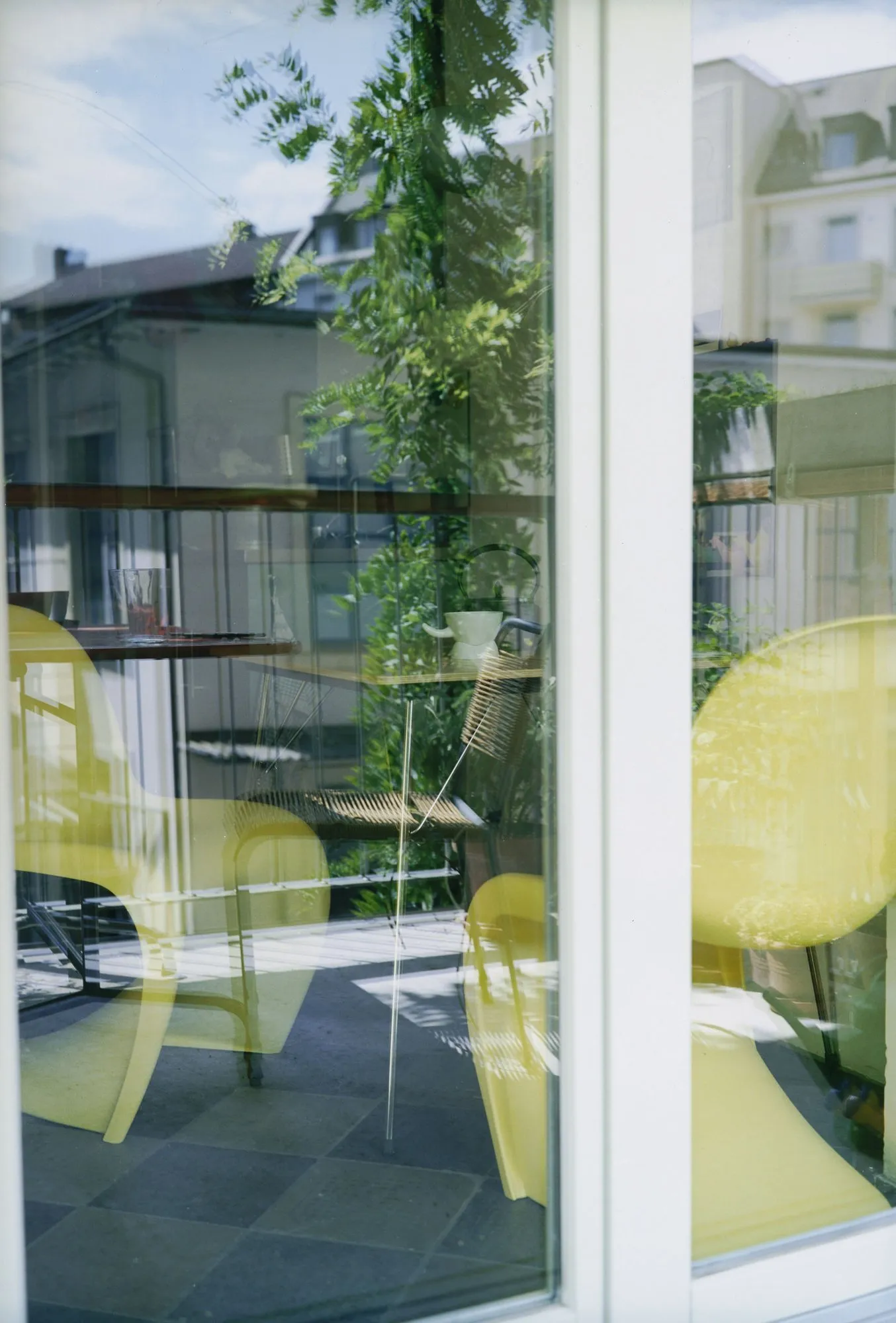 Panton - Vitra w Mesmetric