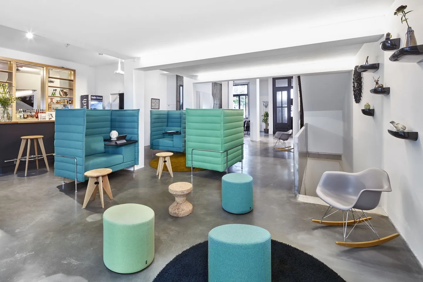 Alcove Plus Work - Vitra w Mesmetric