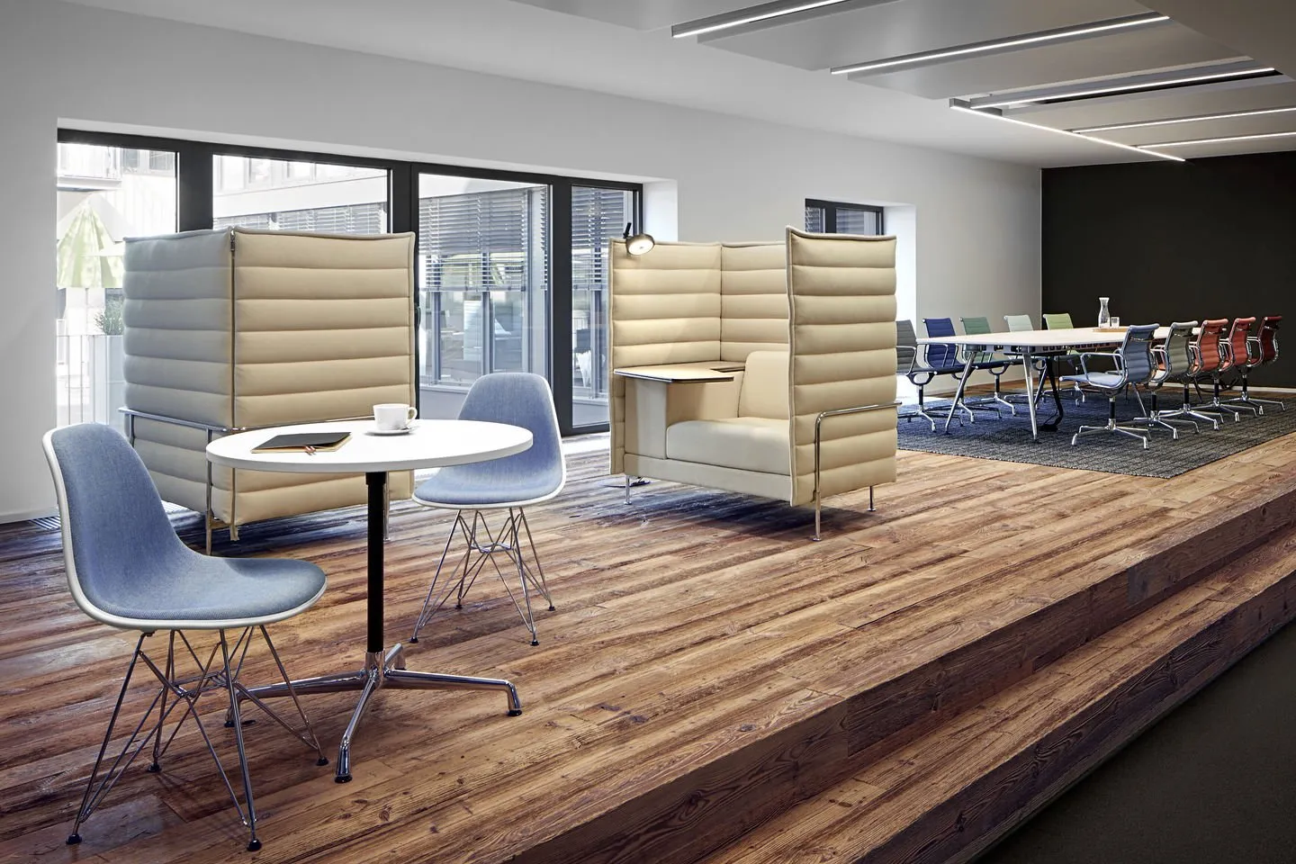 Alcove Plus Work - Vitra w Mesmetric