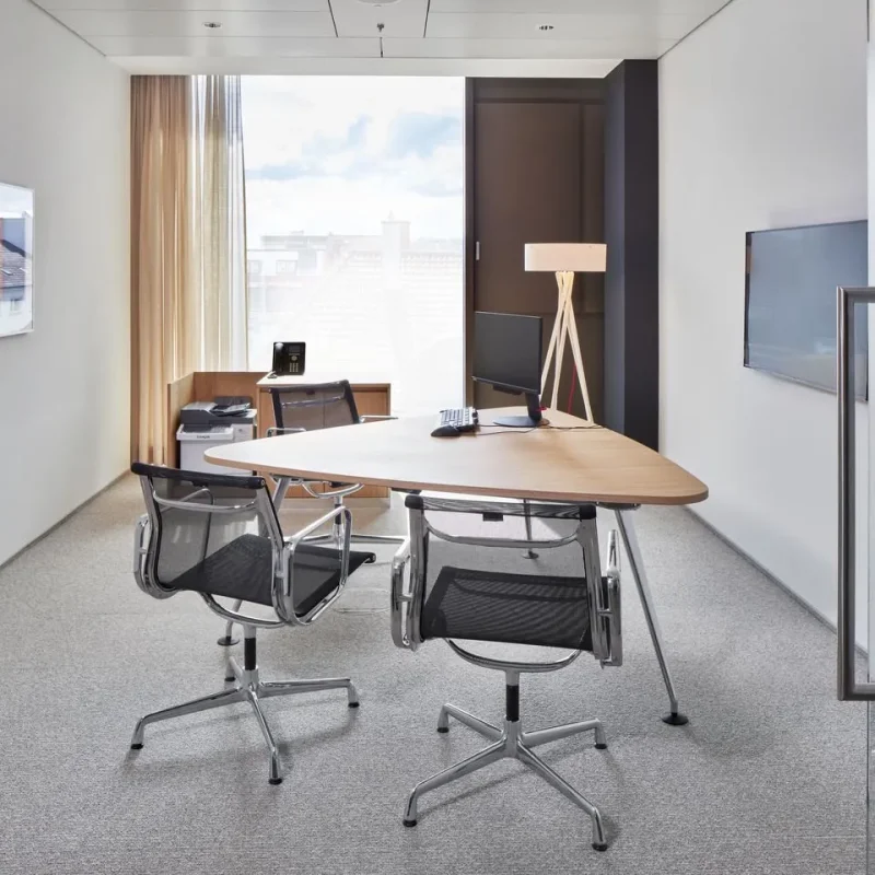 Aluminium Group EA 101 – Vitra at Mesmetric