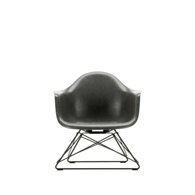 Eames Fiberglass LAR - Vitra w Mesmetric