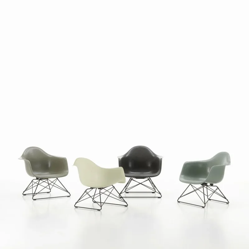 Eames Fiberglass LAR - Vitra w Mesmetric