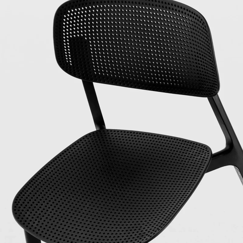 Colander – Kristalia at Mesmetric