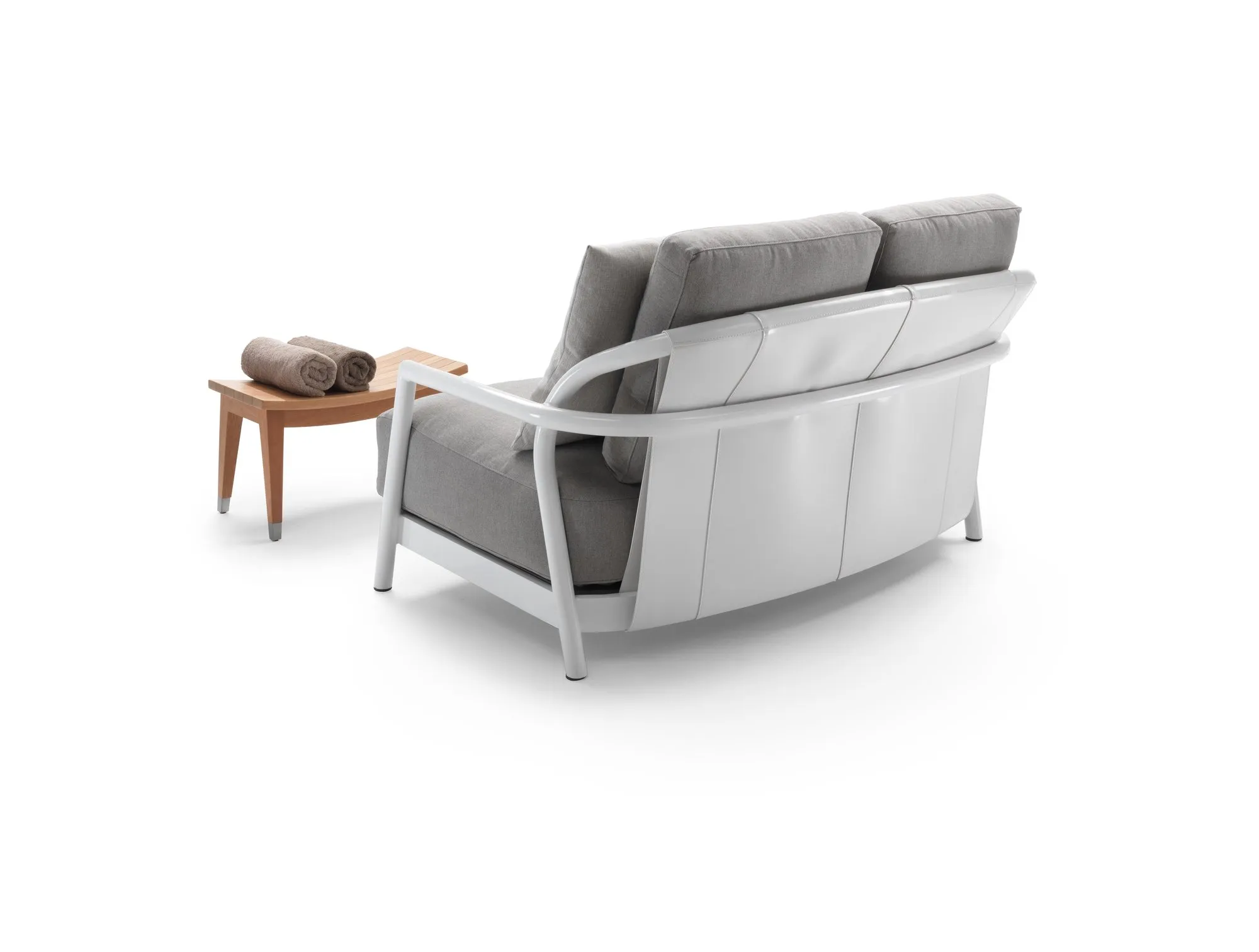 Alison Outdoor – Flexform at Mesmetric